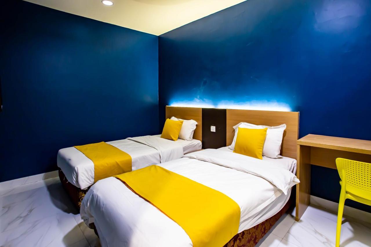 Beez Hotel Куала Лумпур Екстериор снимка