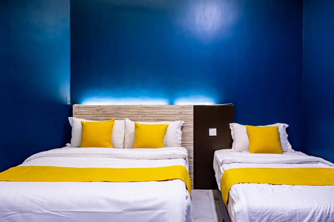Beez Hotel Куала Лумпур Екстериор снимка